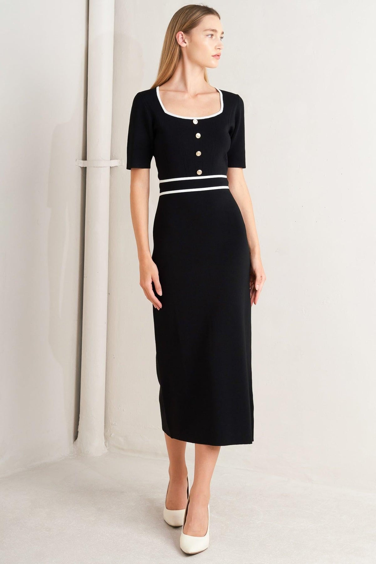 ELEGANT FRAME SWEATER KNIT MIDI DRESS